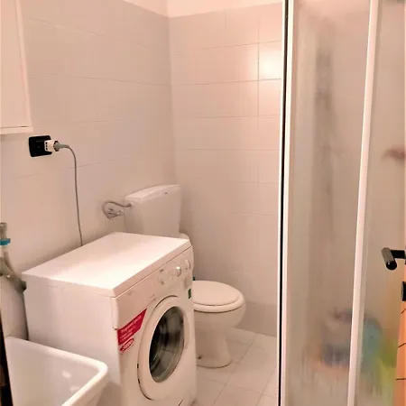 A Tra Centro E Mare-vicino Ospedale - Oleandro Apartment